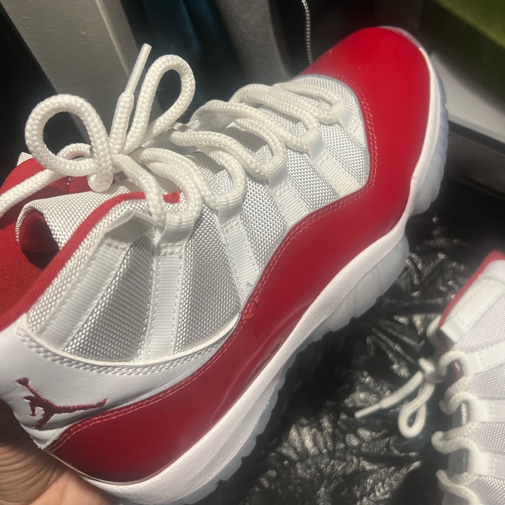 Jordan’s - Picture 2 of 2